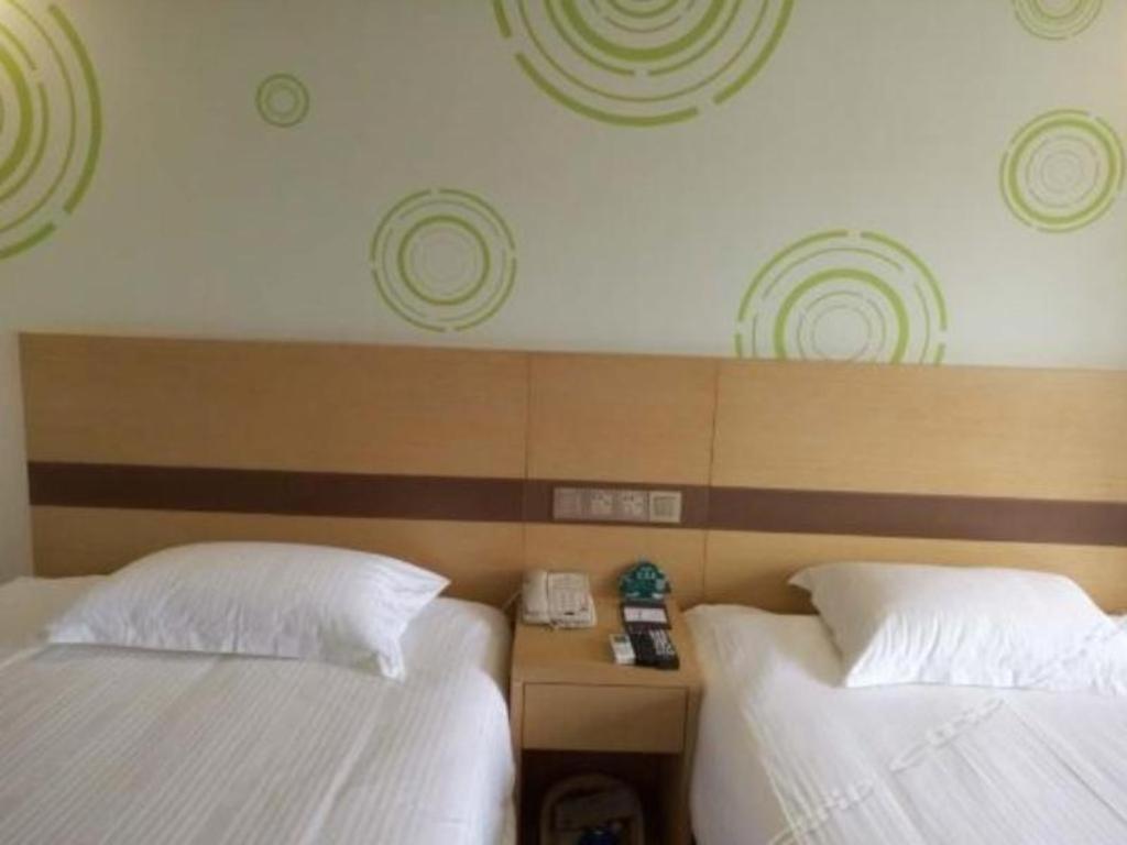Greentree Inn Zhejiang Ningbo South Railway Station Express Hotel מראה חיצוני תמונה