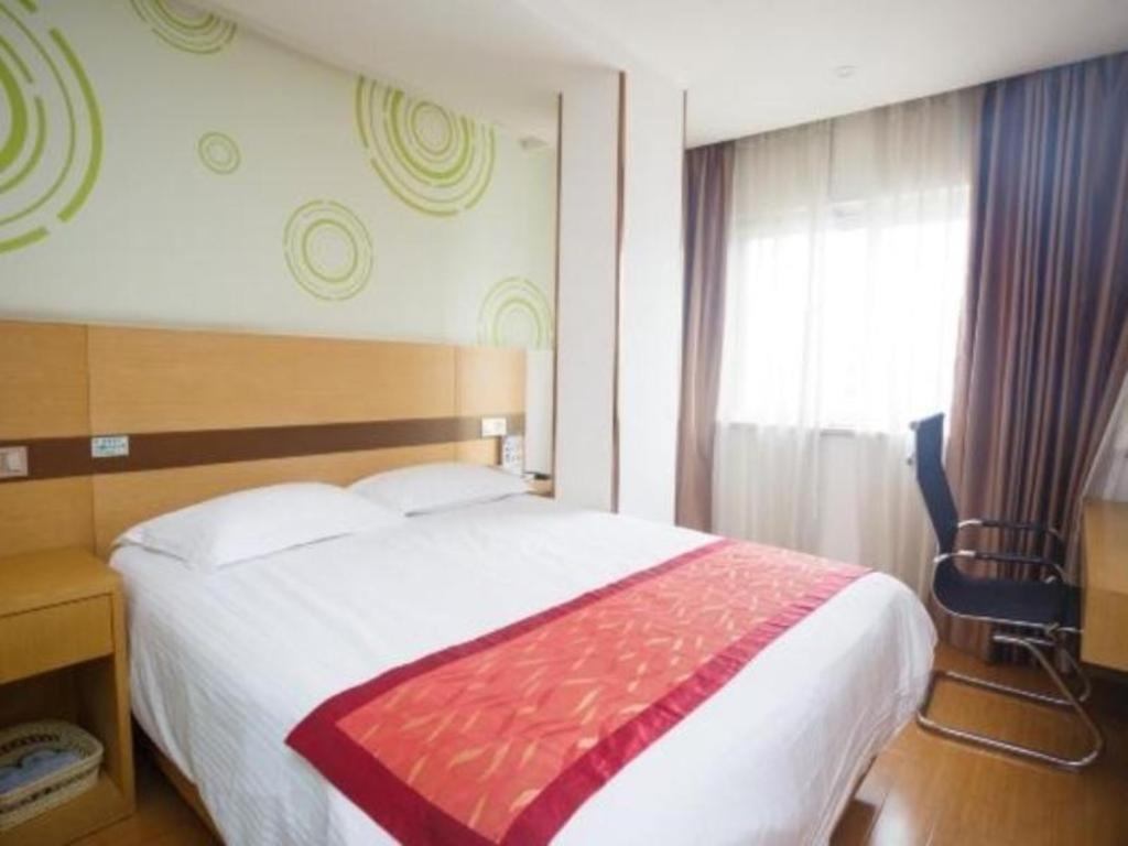 Greentree Inn Zhejiang Ningbo South Railway Station Express Hotel מראה חיצוני תמונה