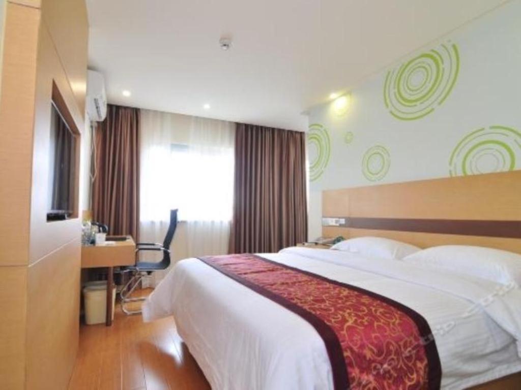 Greentree Inn Zhejiang Ningbo South Railway Station Express Hotel מראה חיצוני תמונה