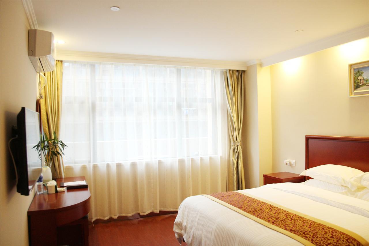 Greentree Inn Zhejiang Ningbo South Railway Station Express Hotel מראה חיצוני תמונה