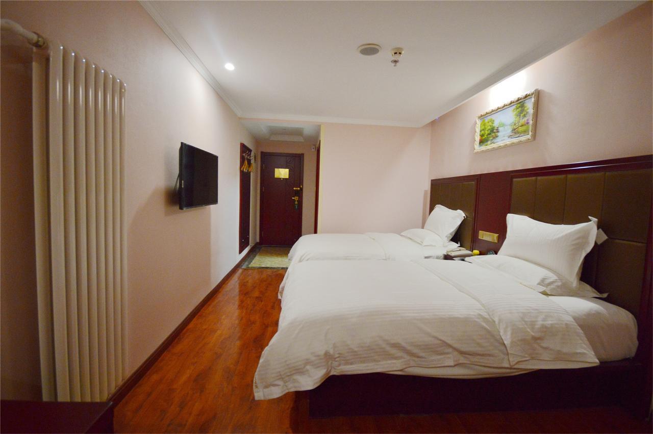 Greentree Inn Zhejiang Ningbo South Railway Station Express Hotel מראה חיצוני תמונה
