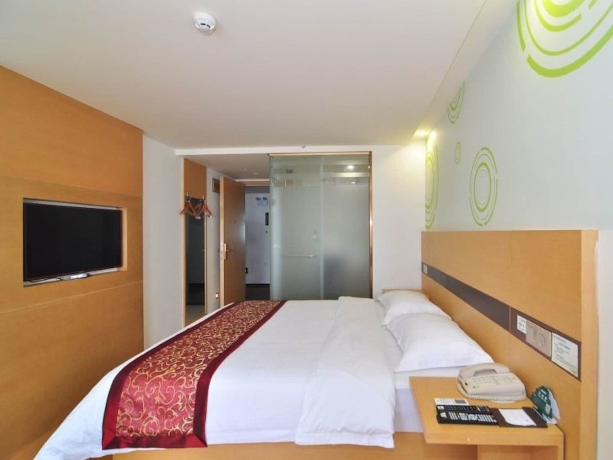Greentree Inn Zhejiang Ningbo South Railway Station Express Hotel מראה חיצוני תמונה